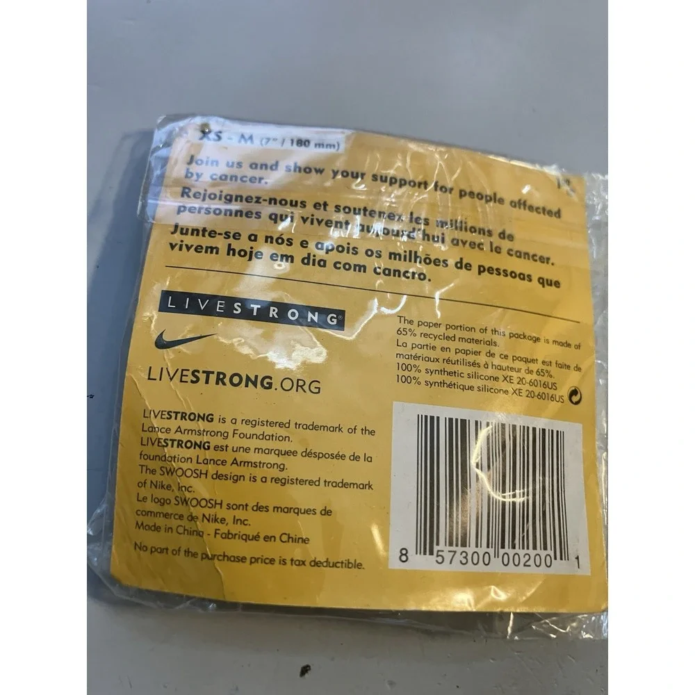 🚀Nike LIVESTRONG Authentic Wristband Bracelet NEW XS-M 7